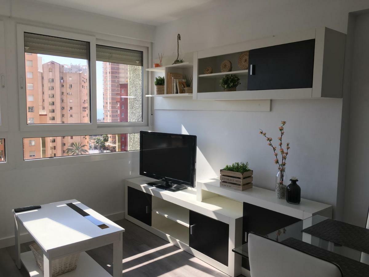 El Apartamento De Cristian Benidorm Buitenkant foto